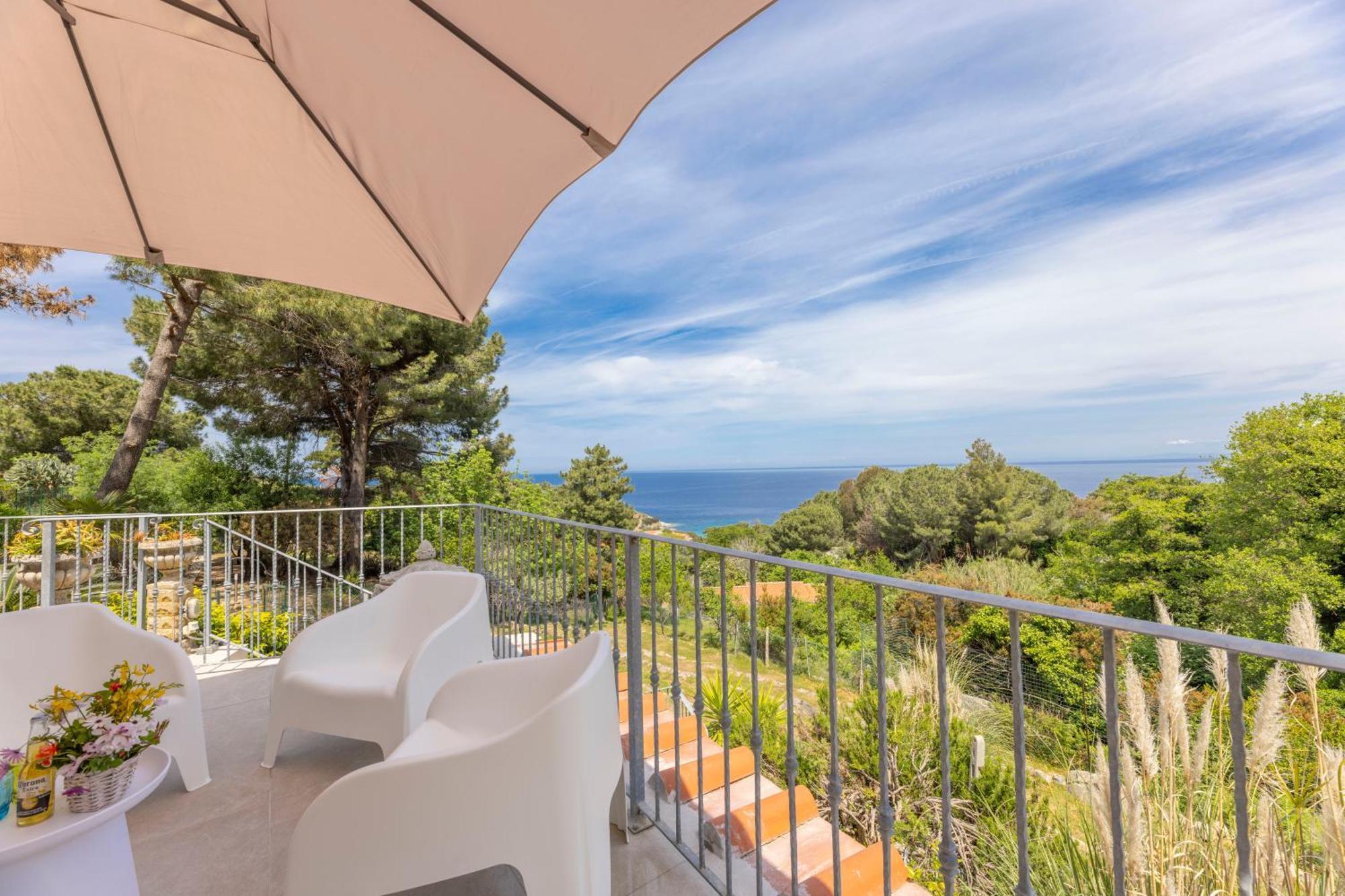 Casa Panoramica Bouganville SantʼAndrea Exterior foto